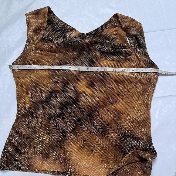 VINTAGE Lori Ann Gold Tone Cut out Tank Top - Picture 8 of 10
